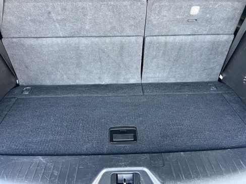 Used 2021 Nissan Armada SV image 23