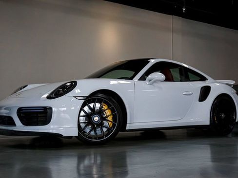 Used 2019 Porsche 911 4 Coupe image 92