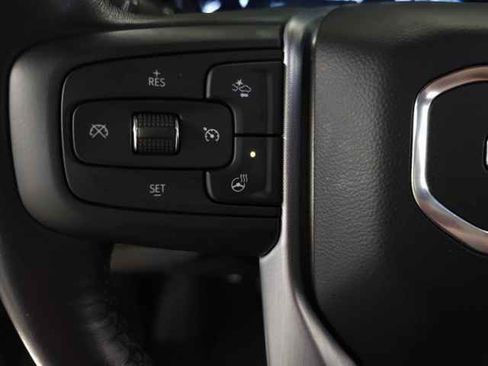 Used 2022 GMC Yukon XL SLT w/ SLT Premium Package image 25