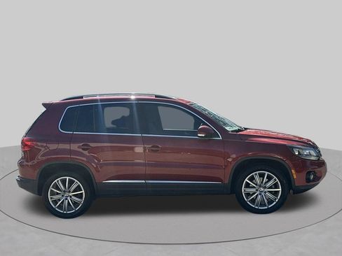 Used 2016 Volkswagen Tiguan SE FWD image 6