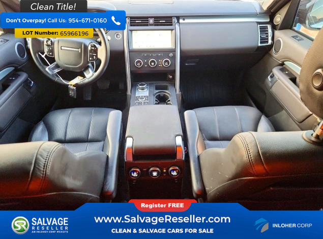 Used 2020 Land Rover Discovery Landmark AWD/4WD image 11