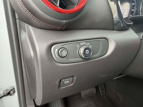 Used 2023 Chevrolet Blazer RS FWD image 28