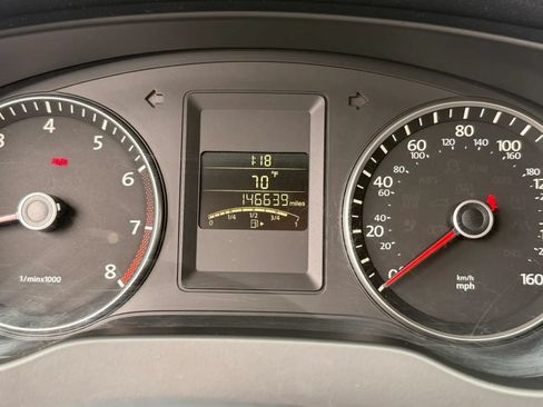 Used 2013 Volkswagen Jetta SE FWD image 16