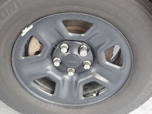 Used 2022 Jeep Wrangler Unlimited Sport image 8