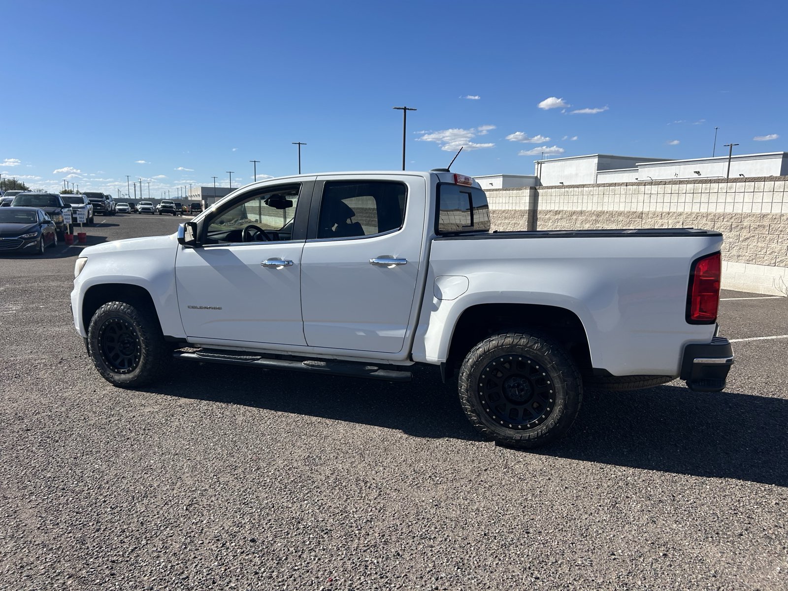 Used 2021 Chevrolet Colorado LT w/ Safety Package RWD image 3