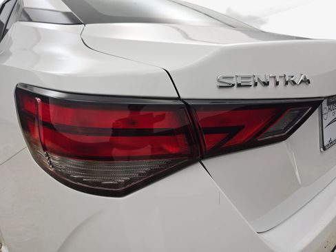 Used 2025 Nissan Sentra S FWD image 30