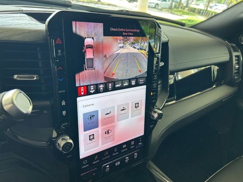 New 2025 RAM 2500 Limited image 12