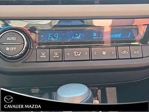 Used 2016 Toyota Corolla L image 17