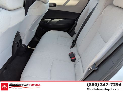 Used 2025 Toyota Corolla Cross L AWD/4WD image 34