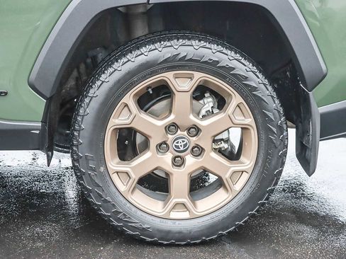 Used 2024 Toyota RAV4 AWD Hybrid image 10