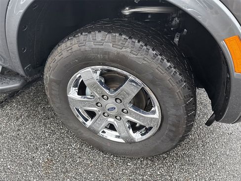 Used 2025 Ford Ranger XLT w/ Advanced Towing Package image 12