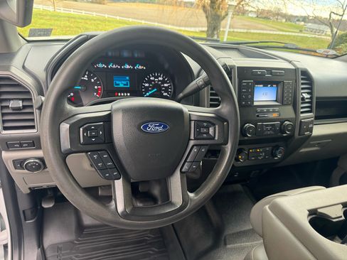 Used 2022 Ford F350 XL w/ Power Equipment Group image 14