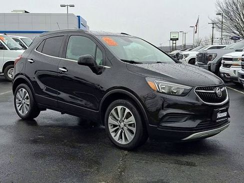 Used 2020 Buick Encore Preferred w/ Safety Package image 2