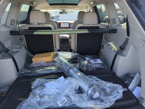 New 2026 Volkswagen Atlas SEL Premium R-Line image 33