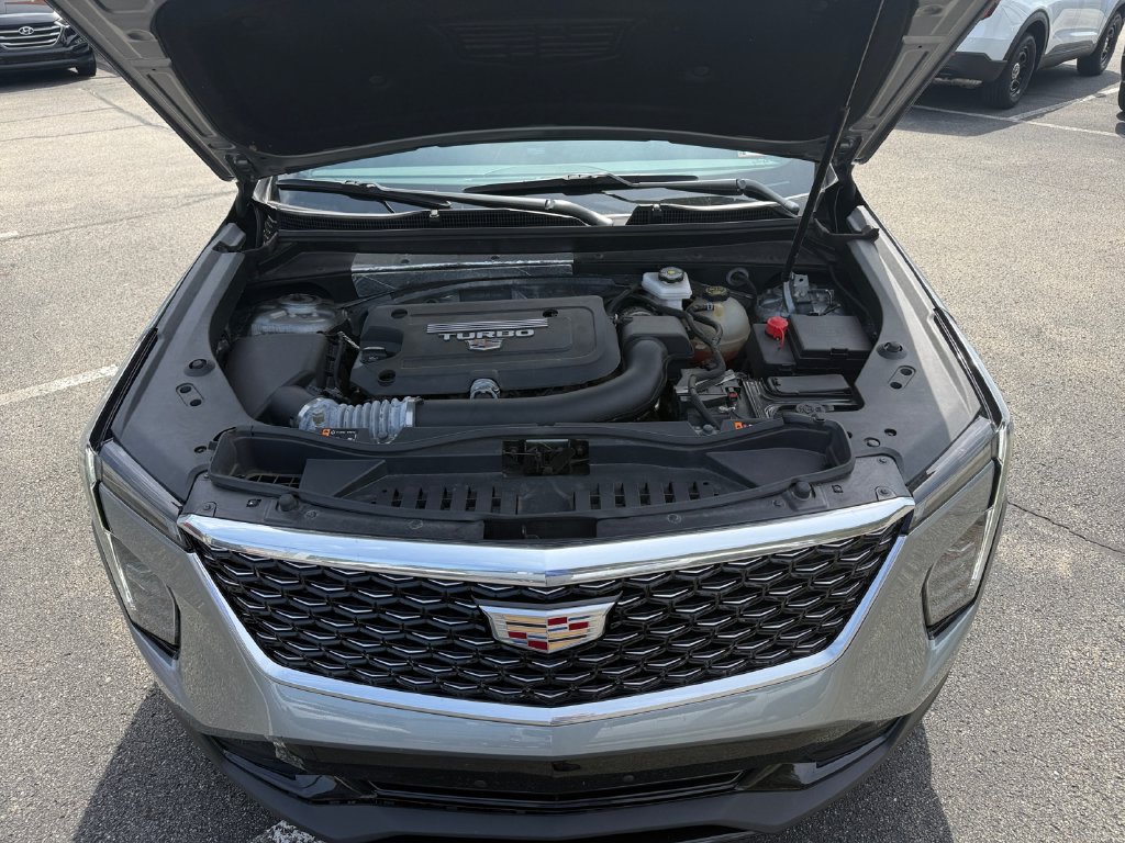 Used 2024 Cadillac XT4 Premium Luxury AWD/4WD image 27