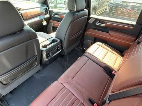 New 2026 GMC Sierra 2500 Denali Ultimate AWD/4WD image 38