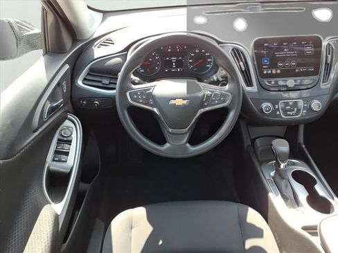 Used 2024 Chevrolet Malibu LS FWD image 14