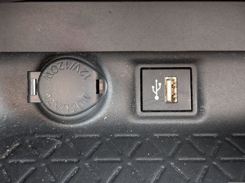 Used 2023 Toyota RAV4 LE image 18