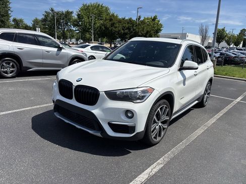 Used 2017 BMW X1 xDrive28i AWD/4WD image 13