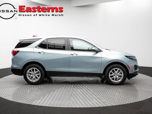 Used 2022 Chevrolet Equinox LT FWD image 4
