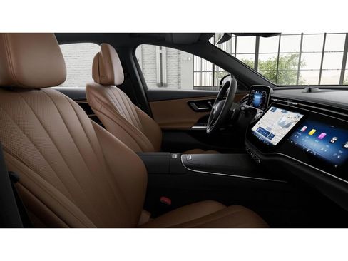 New 2026 Mercedes-Benz E 350 4MATIC Sedan image 4