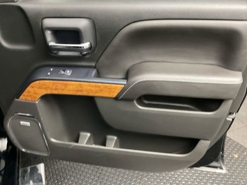 Certified 2017 Chevrolet Silverado 1500 High Country image 26