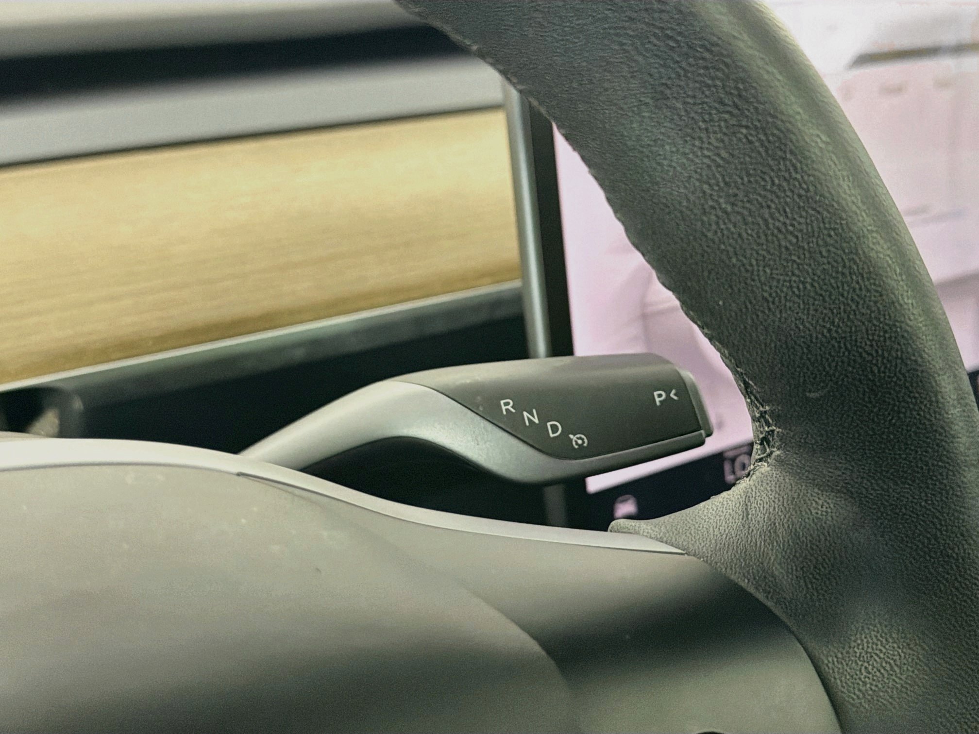 Used 2023 Tesla Model Y Long Range AWD/4WD image 23