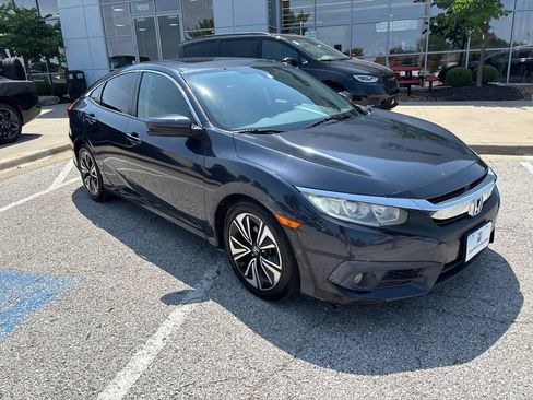 Used 2017 Honda Civic EX-L image 2