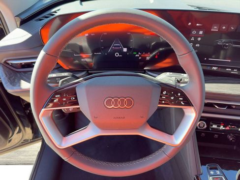 New 2025 Audi Q5 Premium image 18