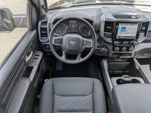 New 2026 RAM 1500 Express AWD/4WD image 15