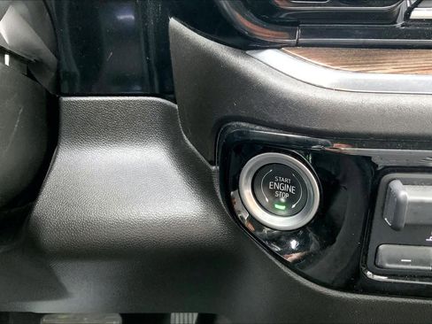 Used 2025 Chevrolet Silverado 1500 LT RWD image 35