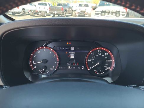Used 2023 Nissan Frontier PRO-4X w/ Pro Convenience Package AWD/4WD image 26