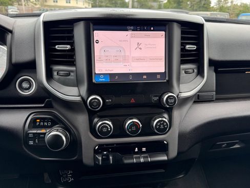 Used 2024 RAM 2500 Big Horn image 21