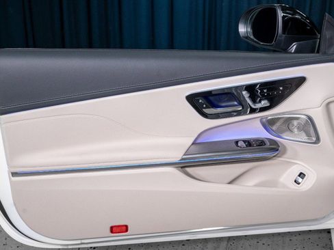 New 2026 Mercedes-Benz CLE 300 4MATIC Coupe image 12