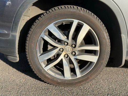 Used 2016 Honda Pilot Touring image 9