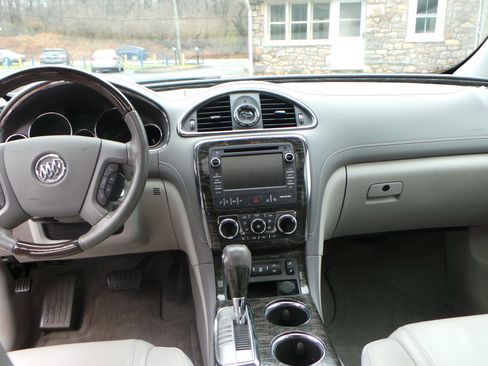 Used 2014 Buick Enclave Leather image 24