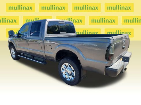 Used 2014 Ford F350 Lariat w/ Lariat Chrome Package AWD/4WD image 10