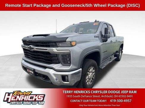 Used 2024 Chevrolet Silverado 2500 LT w/ True North Edition AWD/4WD image 1