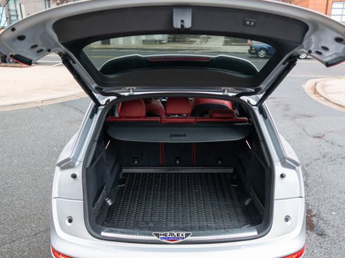 Used 2018 Audi SQ5 Prestige w/ Prestige Package image 56