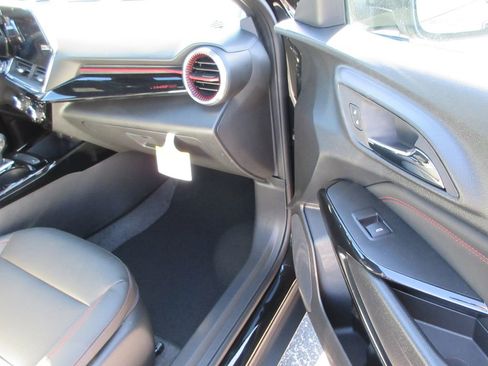 New 2026 Chevrolet Trax RS w/ Driver Confidence Package FWD image 18