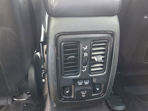 Used 2019 Jeep Grand Cherokee High Altitude RWD image 14