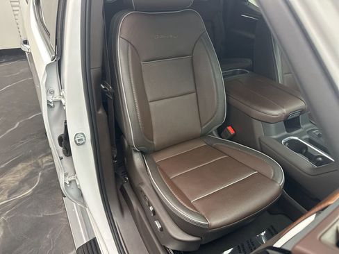 Used 2023 GMC Sierra 1500 Denali image 9