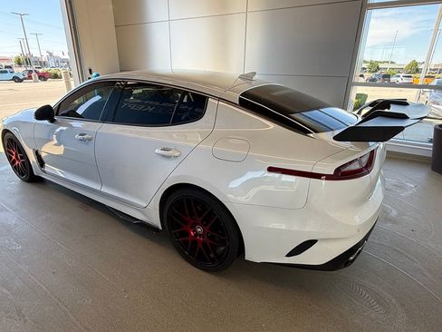Used 2020 Kia Stinger GT RWD image 3