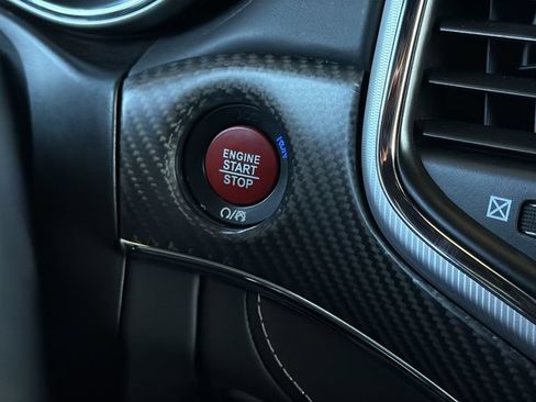 Used 2018 Jeep Grand Cherokee SRT AWD/4WD image 32