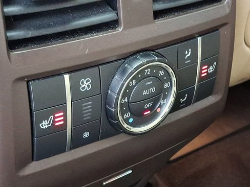 Used 2017 Mercedes-Benz GLS 450 4MATIC image 10