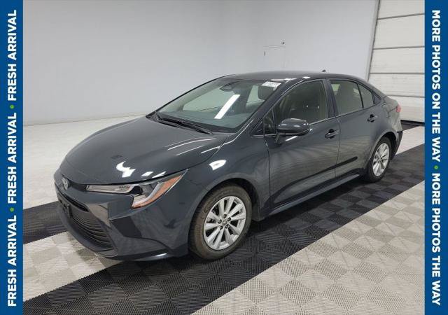Certified 2025 Toyota Corolla LE w/ LE Premium Package FWD image 1