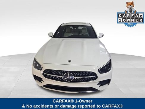 Used 2023 Mercedes-Benz E 350 4MATIC Sedan image 2