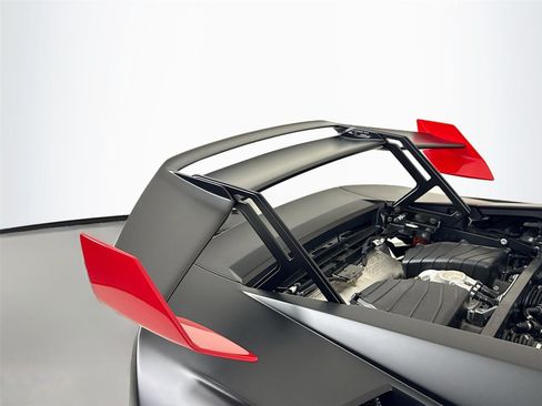 Used 2022 Lamborghini Huracan STO RWD image 36