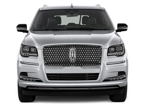Used 2025 Lincoln Navigator Reserve w/ Jet Appearance Package AWD/4WD image 5