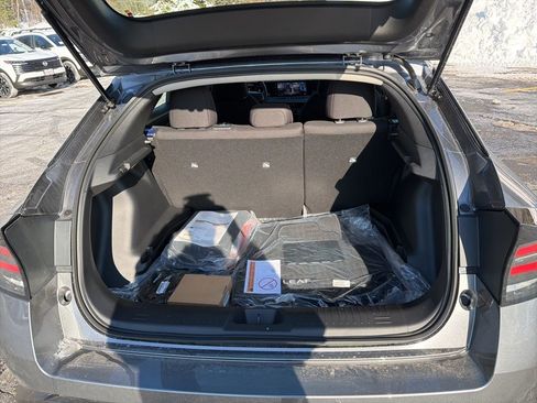 New 2026 Nissan Leaf w/ Floor Mat Package (S+) FWD image 21